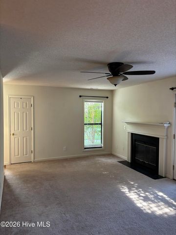 106 Sunshine Lane C, Winterville, NC 28590