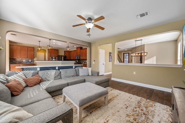 8724 Panadero DR, Austin, TX 78747