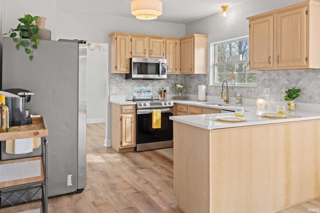 21 Goldersgreen Drive, Lafayette, IN 47905