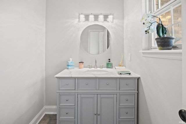 21 Goldersgreen Drive, Lafayette, IN 47905