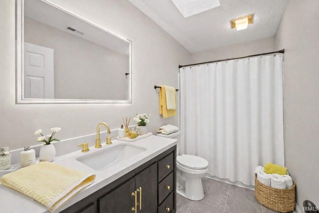 21 Goldersgreen Drive, Lafayette, IN 47905