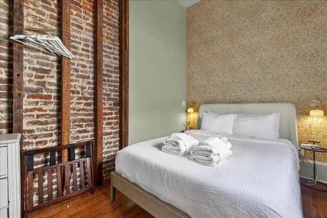 201 Ashley Avenue, Charleston, SC 29403