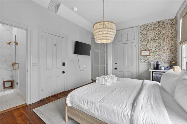 201 Ashley Avenue, Charleston, SC 29403