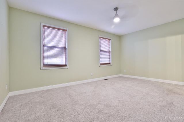 915 Sharkey Lane, Cincinnati, OH 45206