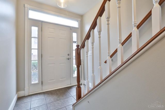 915 Sharkey Lane, Cincinnati, OH 45206