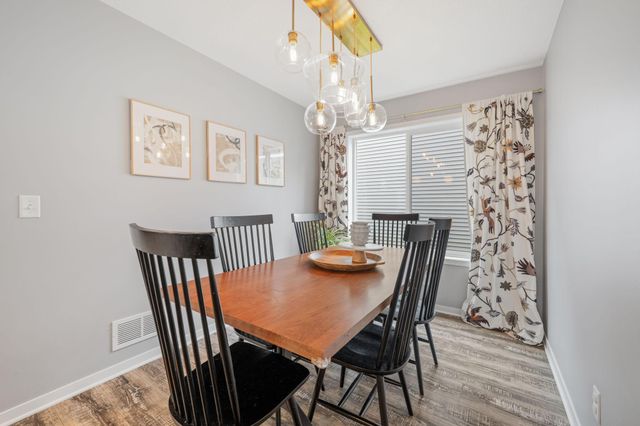 3062 Walden Drive, Chaska, MN 55318
