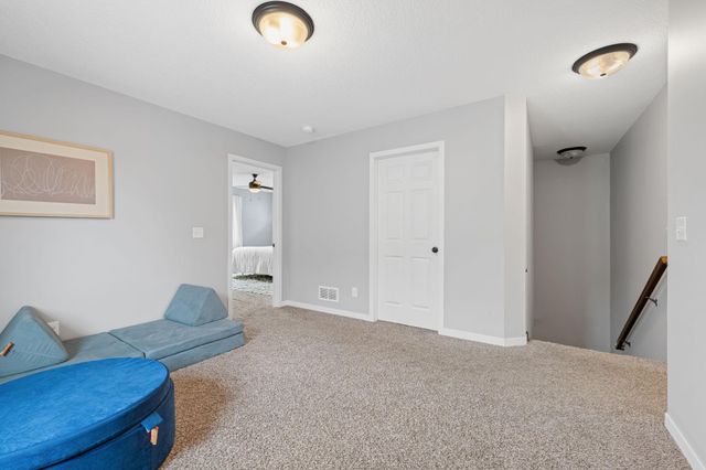 3062 Walden Drive, Chaska, MN 55318