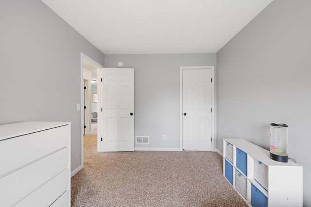 3062 Walden Drive, Chaska, MN 55318