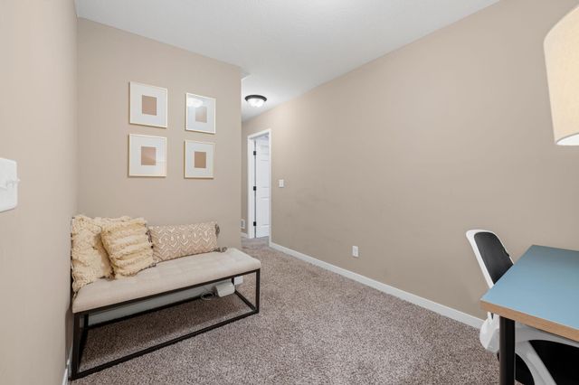 3062 Walden Drive, Chaska, MN 55318