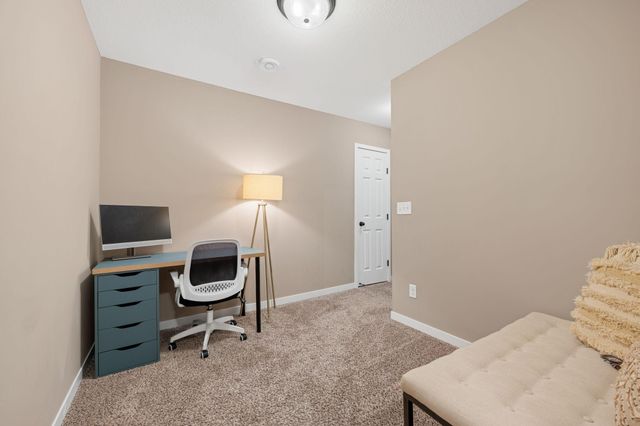 3062 Walden Drive, Chaska, MN 55318