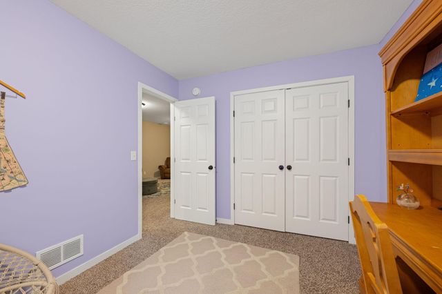 3062 Walden Drive, Chaska, MN 55318