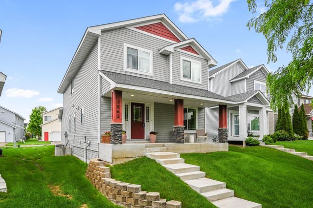 3062 Walden Drive, Chaska, MN 55318