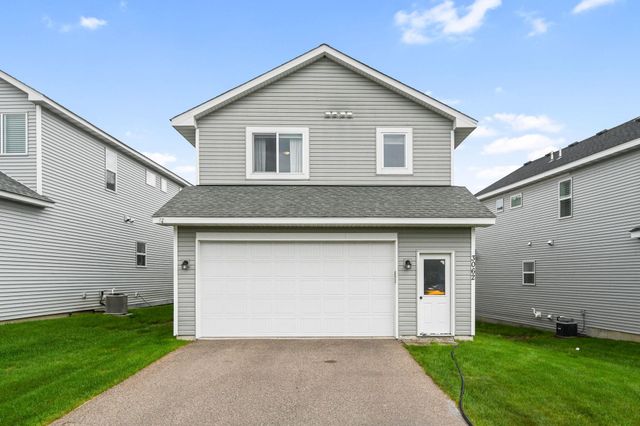 3062 Walden Drive, Chaska, MN 55318
