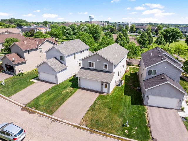 3062 Walden Drive, Chaska, MN 55318