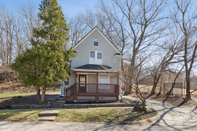 849 25th Street, Rock Island, IL 61201