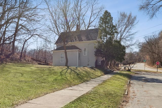 849 25th Street, Rock Island, IL 61201