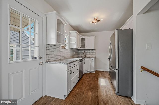 7402 PARK DR, Baltimore, MD 21234