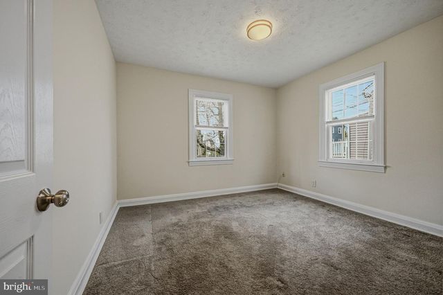 7402 PARK DR, Baltimore, MD 21234