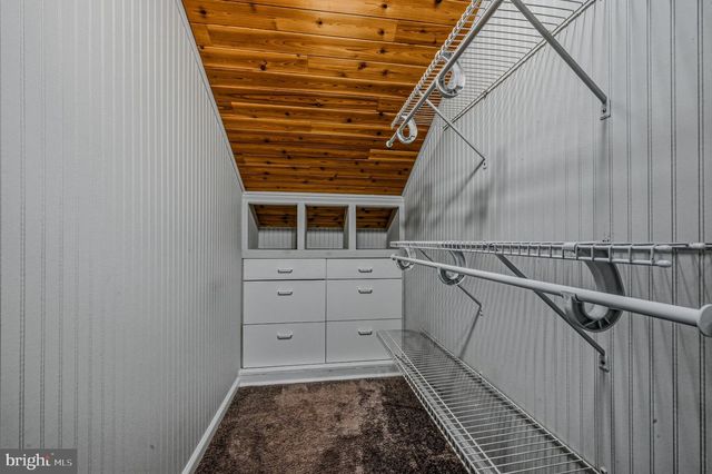 7402 PARK DR, Baltimore, MD 21234