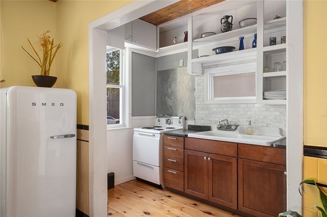 203 Power Street, Providence, RI 02906