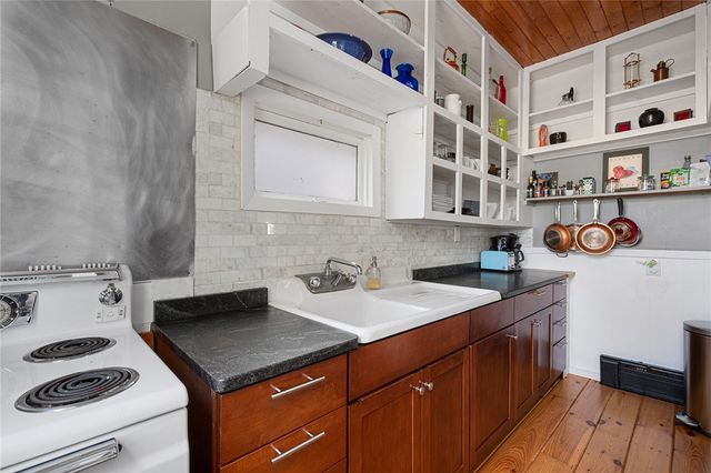 203 Power Street, Providence, RI 02906