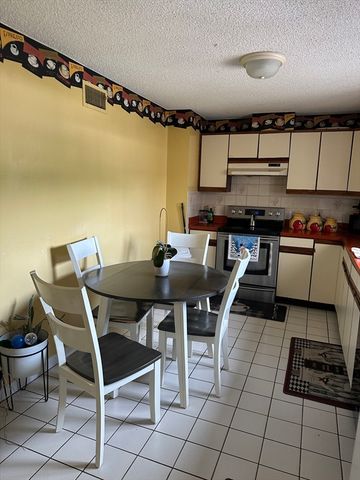 292 Salem St. 201, Revere, MA 02151