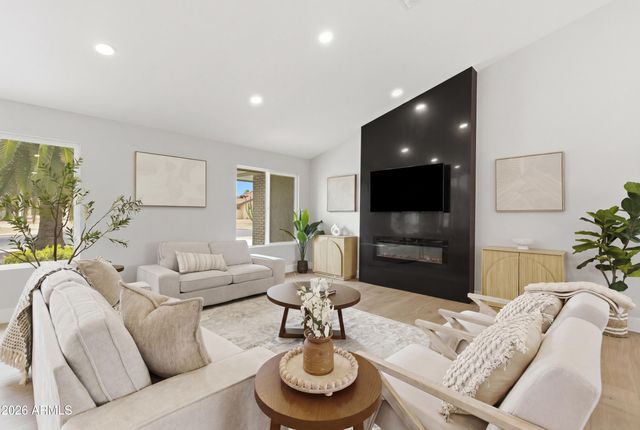 21214 N 124TH Avenue, Sun City West, AZ 85375