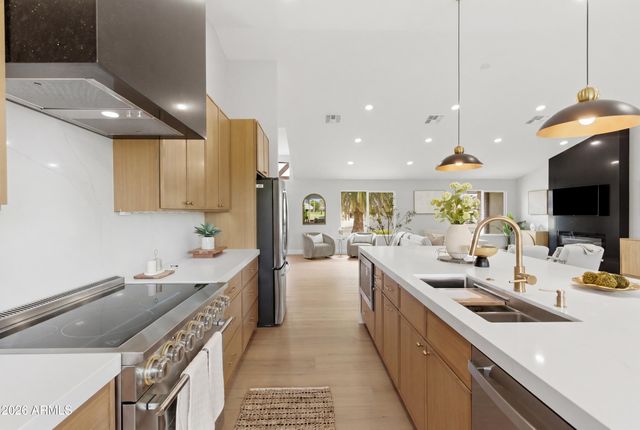 21214 N 124TH Avenue, Sun City West, AZ 85375