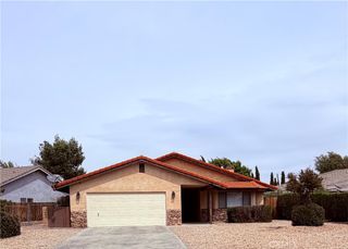13177 Schooner, Victorville, CA 92395