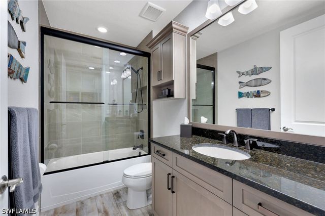 7801 Hawthorne DR 2701, Naples, FL 34113