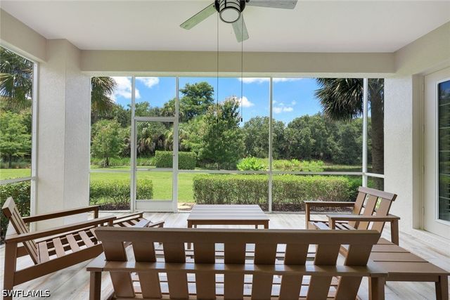 7801 Hawthorne DR 2701, Naples, FL 34113
