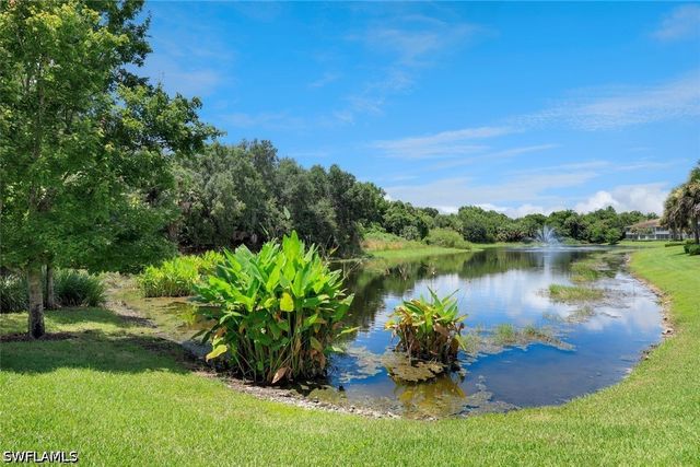 7801 Hawthorne DR 2701, Naples, FL 34113