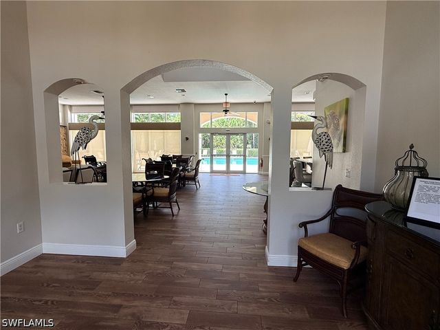 7801 Hawthorne DR 2701, Naples, FL 34113