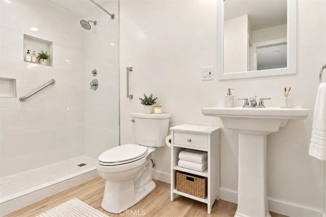 5114 La Calandria, Los Angeles, CA 90032