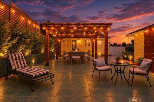 5114 La Calandria, Los Angeles, CA 90032