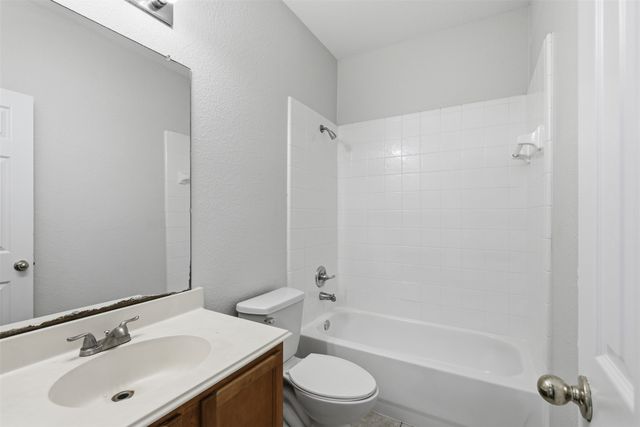 4524 Oakgrove Lane, Sachse, TX 75048