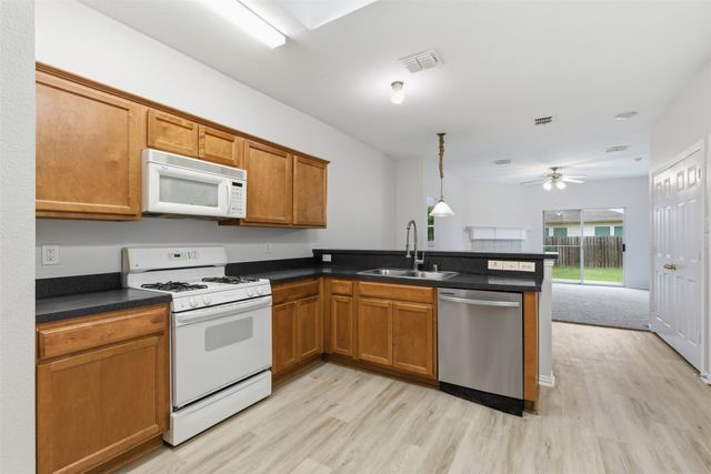 4524 Oakgrove Lane, Sachse, TX 75048