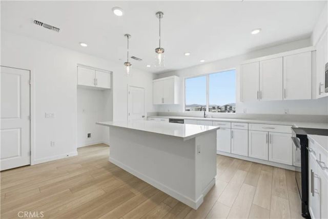 27341 Bear Creek Lane, Valencia, CA 91381