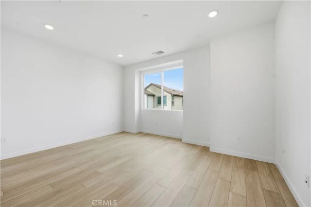 27341 Bear Creek Lane, Valencia, CA 91381