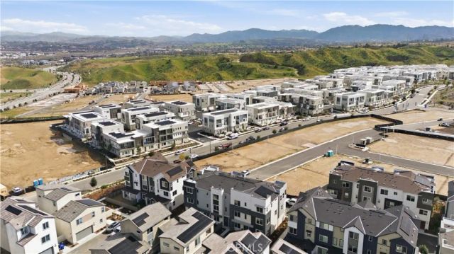 27341 Bear Creek Lane, Valencia, CA 91381