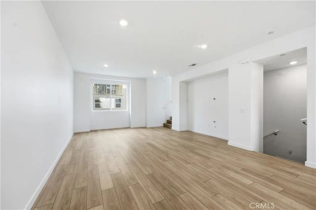 27341 Bear Creek Lane, Valencia, CA 91381