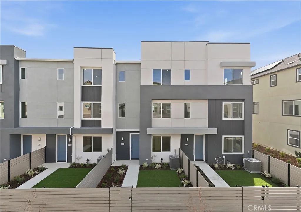 27341 Bear Creek Lane, Valencia, CA 91381