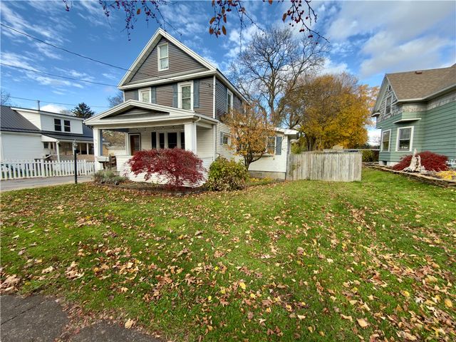 611 Davis Drive, Arcadia, NY 14513