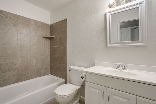 4935 Curzon Avenue, Fort Worth, TX 76107