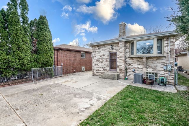 3343 N NORMANDY Avenue, Chicago, IL 60634