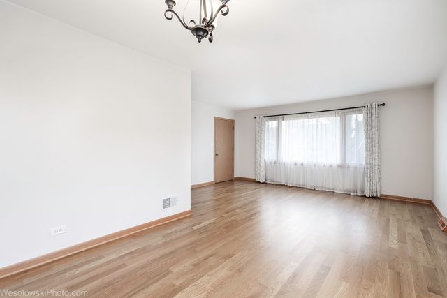 3343 N NORMANDY Avenue, Chicago, IL 60634