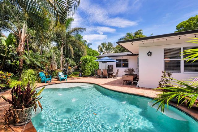 844 Avon Road, West Palm Beach, FL 33401