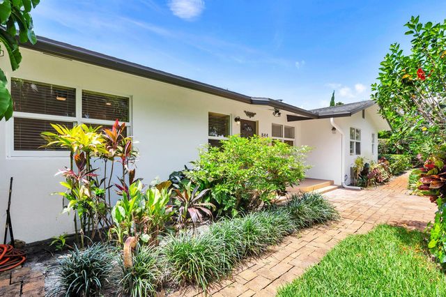 844 Avon Road, West Palm Beach, FL 33401