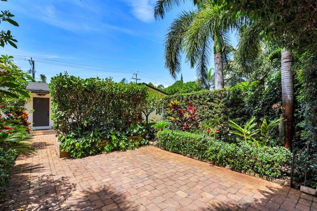 844 Avon Road, West Palm Beach, FL 33401