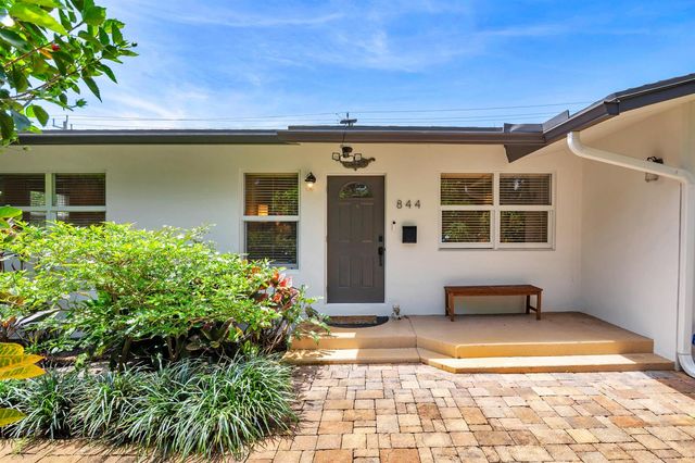 844 Avon Road, West Palm Beach, FL 33401